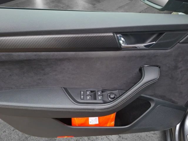 Skoda Superb 4x4 Combi Sportline