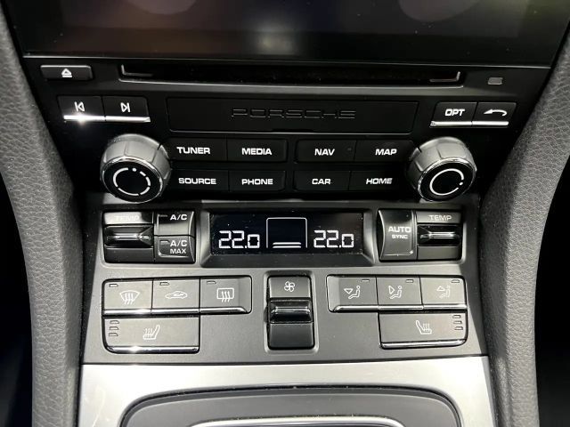 Porsche Cayman Coupé