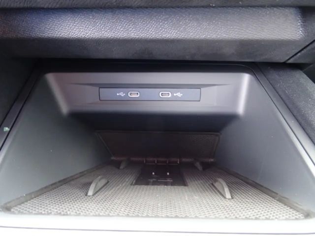 Seat Leon 1.5 eTSI DSG FR-lijn