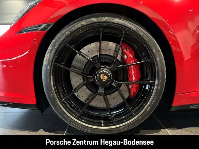 Porsche 992 4 Cabrio Carrera GTS