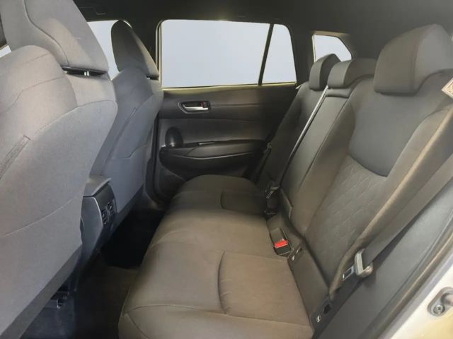 Toyota Corolla Cross Hybride Team D