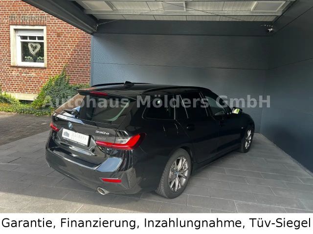 BMW 330 330e Sport Line Touring