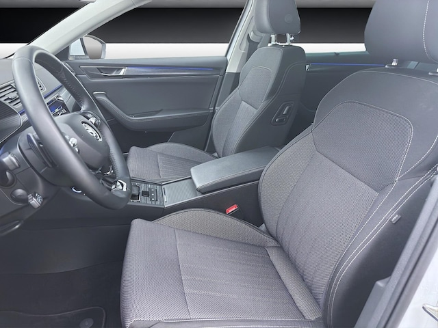 Skoda Superb 2.0 TDI Combi Style Style