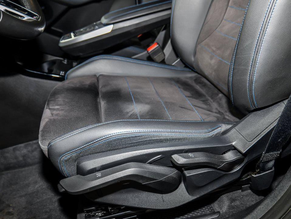 BMW 220 220i Active Tourer