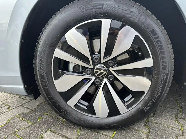 Volkswagen Golf 1.5 eTSI DSG Golf VIII