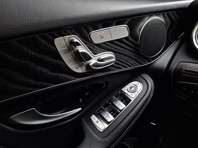 Mercedes-Benz GLC 300 4MATIC AMG Line