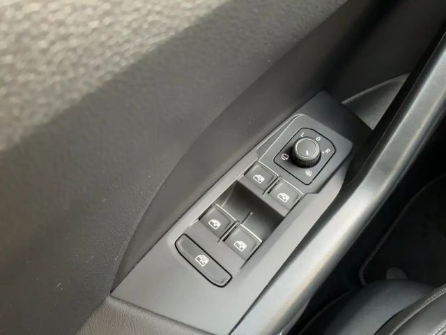 Volkswagen T-Cross 1.0 TSI R-Line