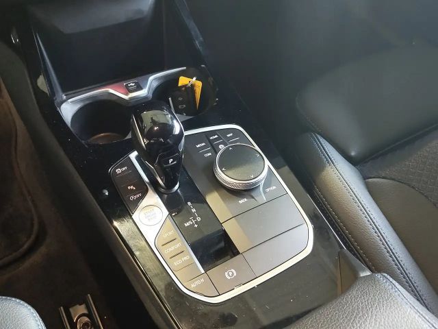 BMW 118 118d M-Sport Sedan