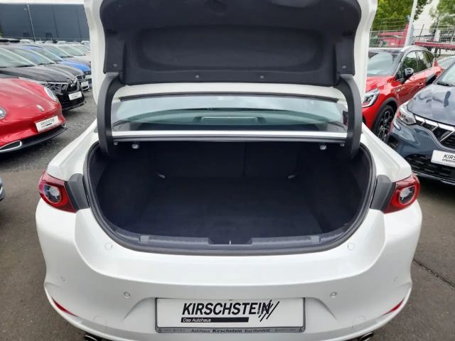 Mazda 3 Exclusive-line SkyActiv