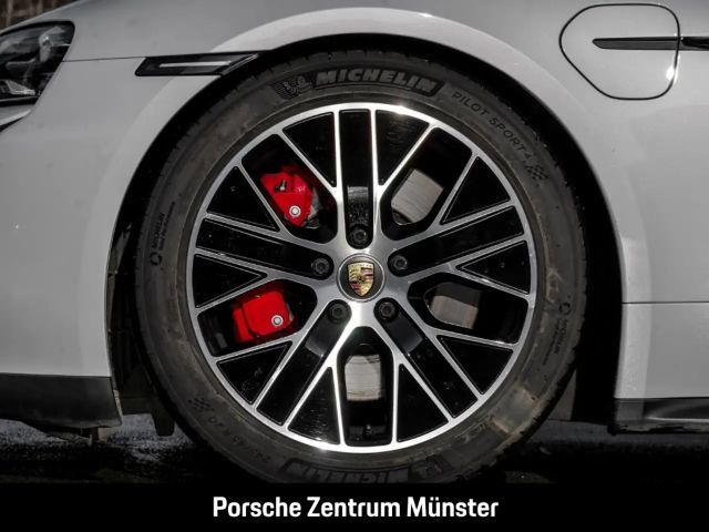 Porsche Taycan GTS Sport Turismo