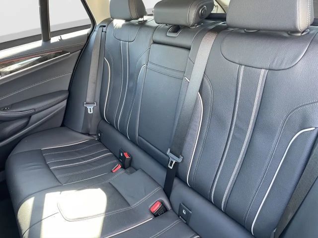 BMW 530 530d Luxury Line Touring xDrive