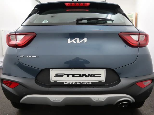 Kia Stonic Silber