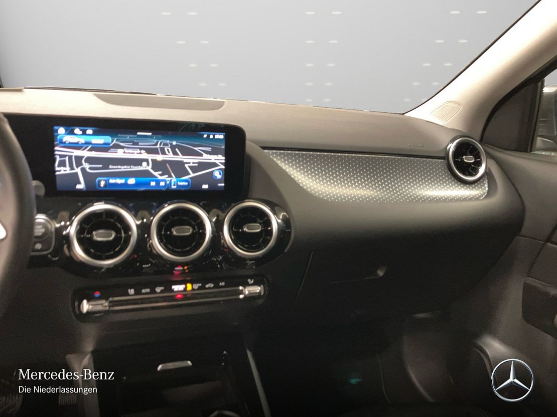 Mercedes-Benz GLA 180 Progressive