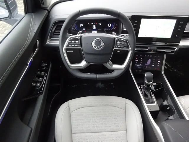 SsangYong Torres 2WD Sapphire