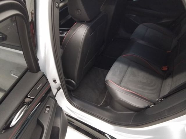 Volkswagen ID.7 340PS NP.79T ACC.5J-G.WÄRMEPUMPE.AHK.AREA-VIEW.NAVI.HUD.HARMAN.LED