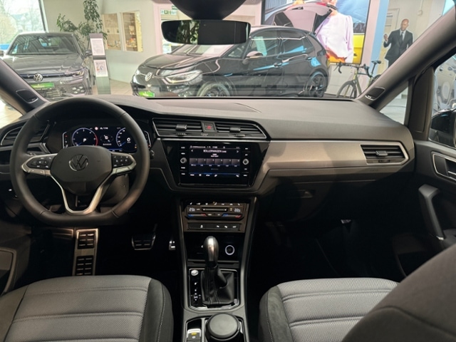Volkswagen Touran DSG R-Line