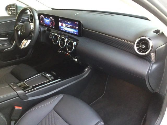 Mercedes-Benz A 180 Progressive