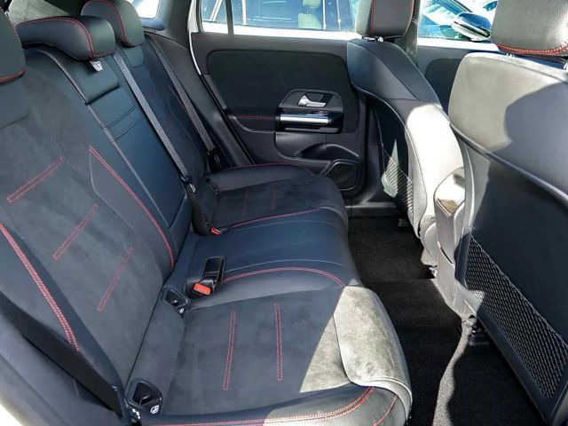 Mercedes-Benz EQA 250 AMG Line