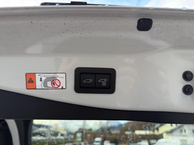 Toyota C-HR Active Plug-in