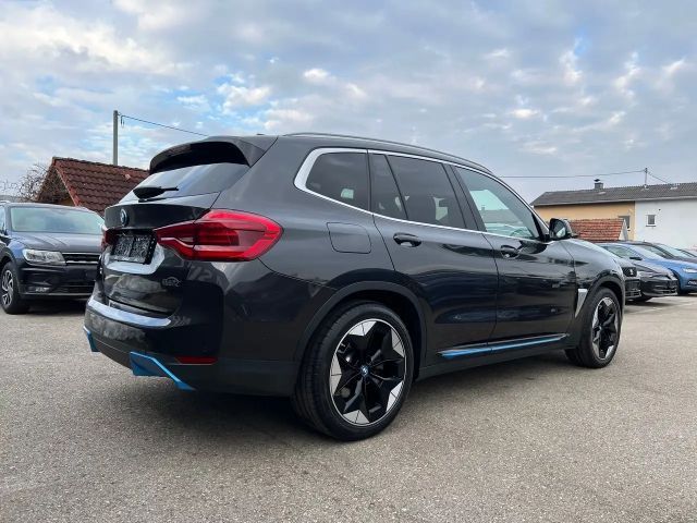 BMW iX3 Impressive iX3
