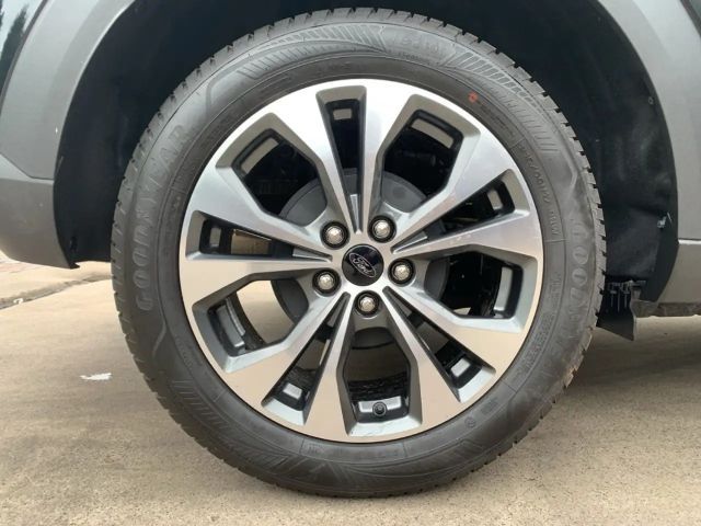 Ford Puma EcoBoost Titanium