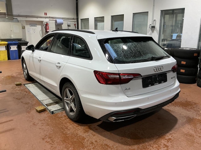 Audi A4 35 TDI Avant S-Tronic