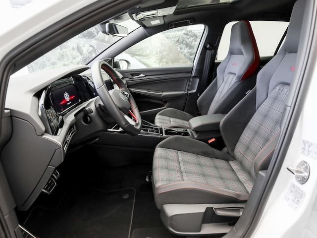 Volkswagen Golf DSG GTI Style