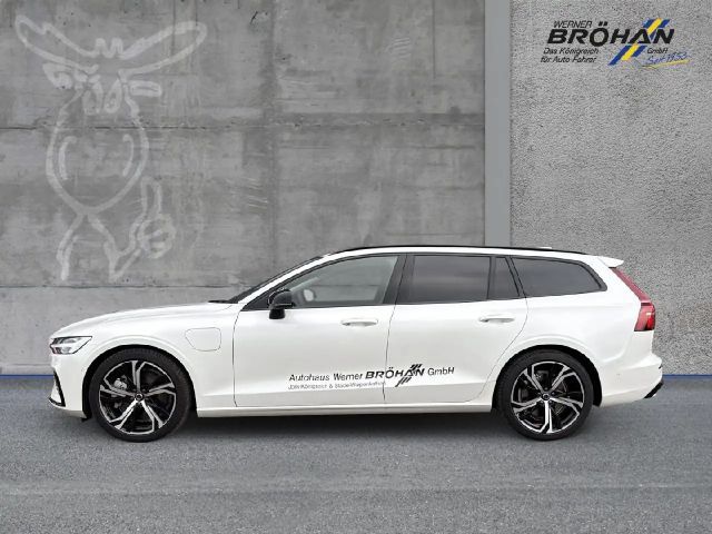 Volvo V60 AWD Dark Hybrid Plus T6