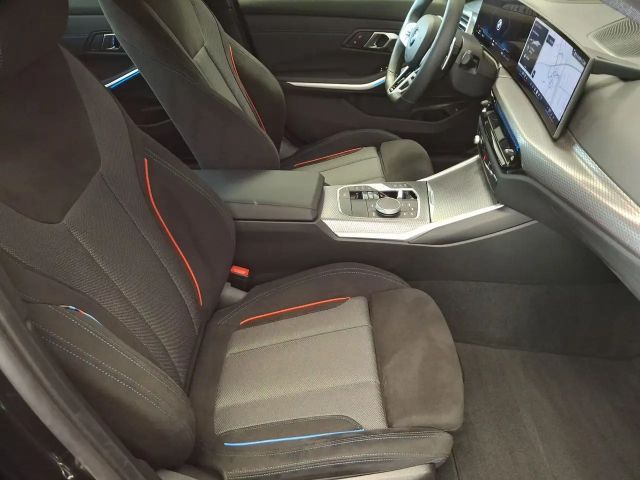 BMW 320 320d M-Sport Sedan xDrive