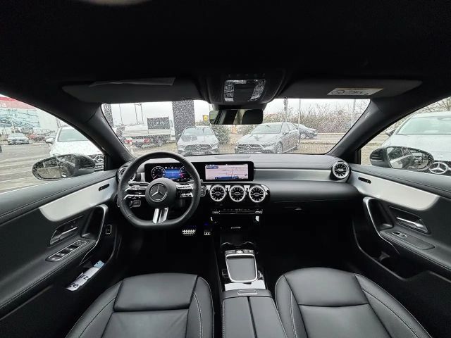 Mercedes-Benz A 200 AMG Line