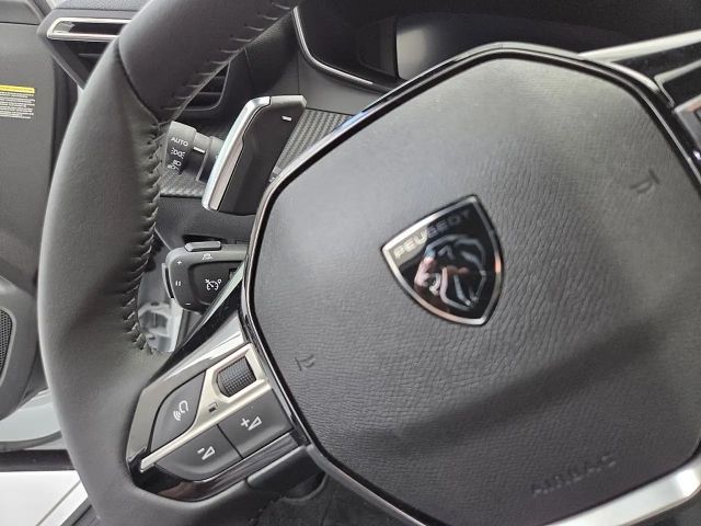 Peugeot 2008 Allure Pack EAT8 PureTech