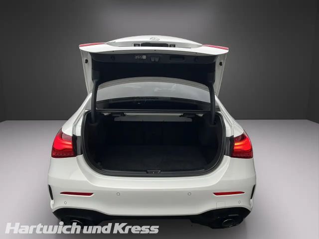 Mercedes-Benz A 35 AMG AMG Line