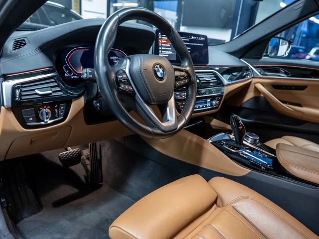 BMW 520 520d Luxury Line Touring