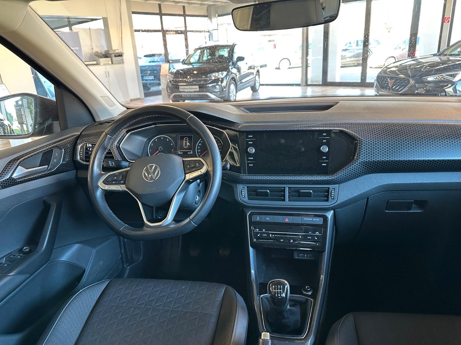 Volkswagen T-Cross Style