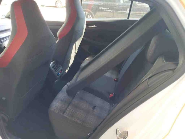 Volkswagen Golf IQ.Drive