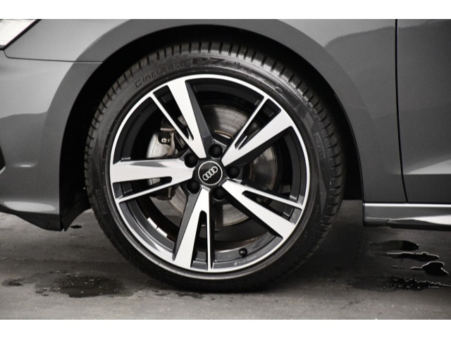 Audi A3 40 TFSI Quattro S-Line S-Tronic Sedan