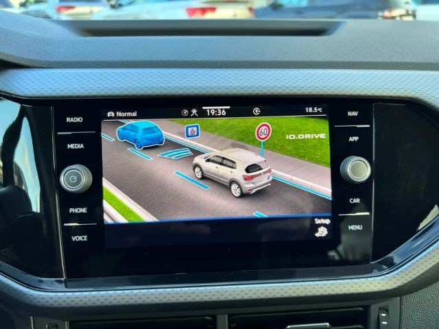 Volkswagen T-Cross 1.0 TSI DSG