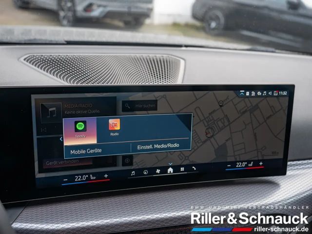 BMW 330 330i M-Sport Touring xDrive