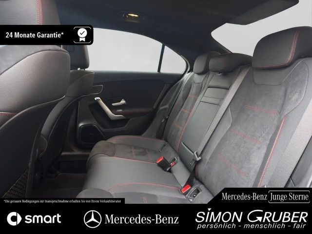 Mercedes-Benz A 200 AMG Line