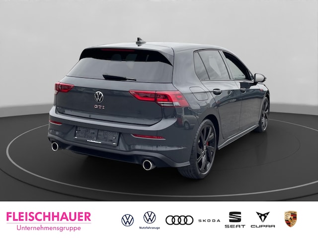 Volkswagen Golf 2.0 TSI Golf VIII