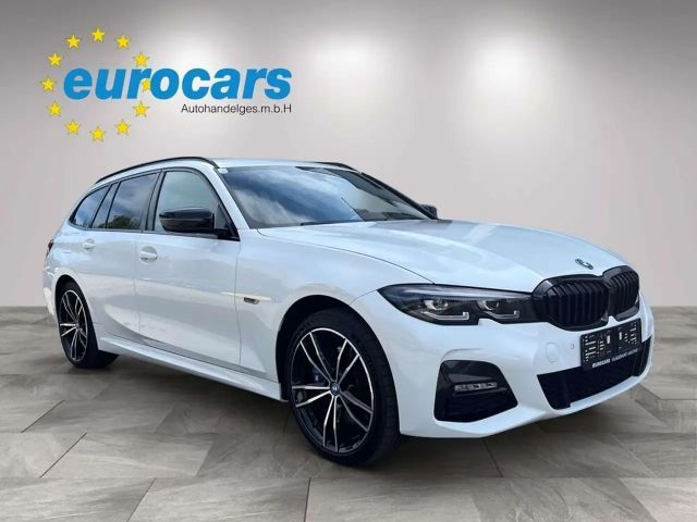 BMW 320 320e M-Sport Touring xDrive