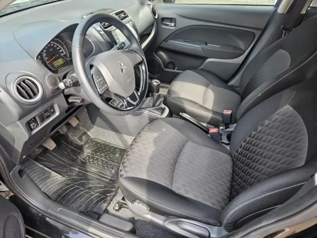 Mitsubishi Space Star Invite Star