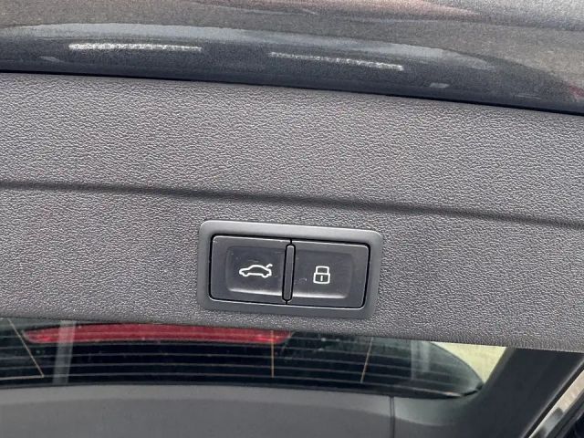 Audi A6 40 TDI Avant S-Line S-Tronic