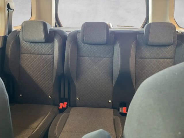 Opel Combo PKW BHDI 100 5-Sitzer