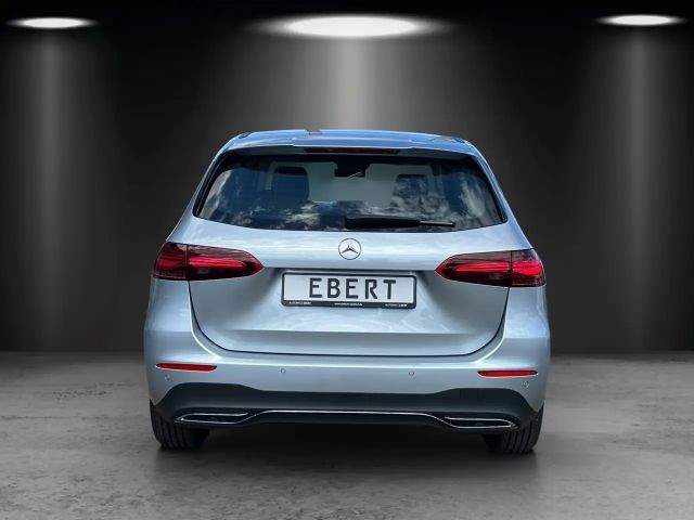 Mercedes-Benz B 220 B 220 d Progressive Sedan