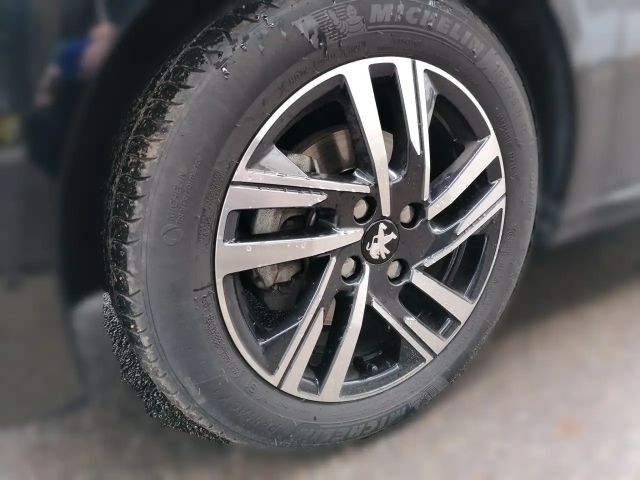 Peugeot 208 Allure Pack PureTech