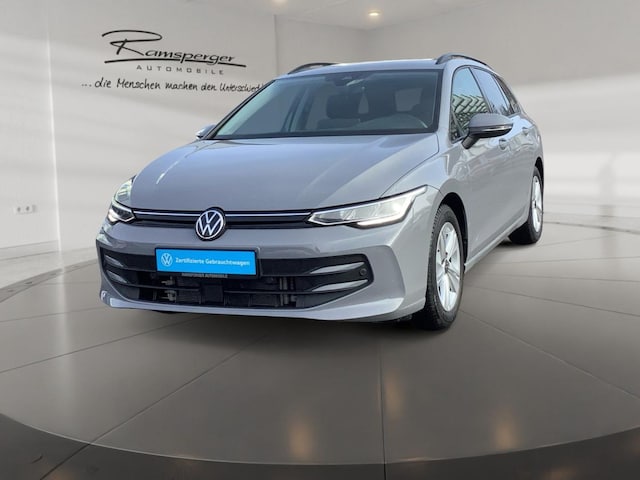 Volkswagen Golf 1.5 TSI DSG Life Variant