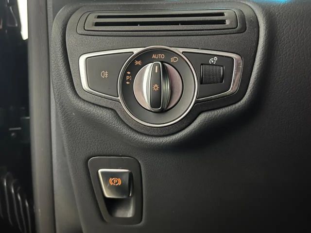 Mercedes-Benz V 300 AVANTGARDE V 300 d