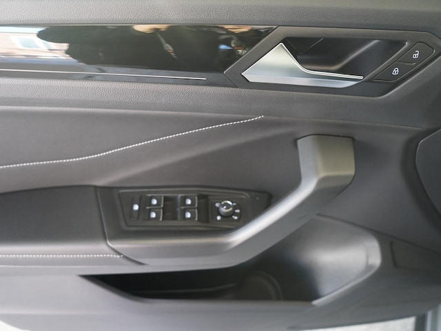 Volkswagen T-Roc DSG R-Line Style