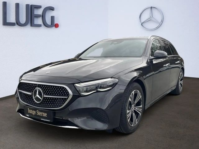 Mercedes-Benz E 220 AVANTGARDE E 220 d Estate